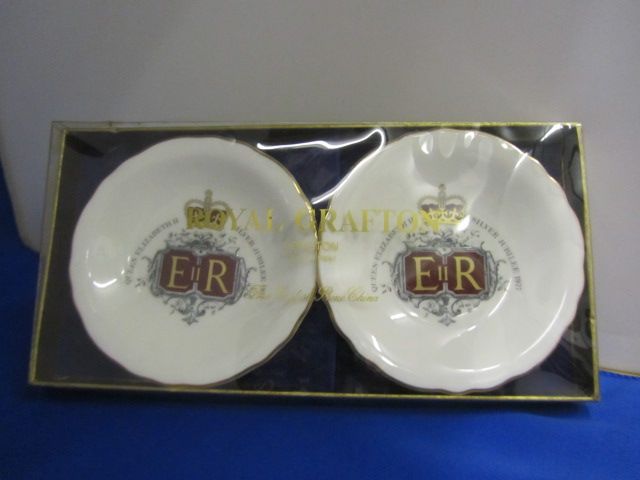 Royal Grafton Queens silver Jubilee dishes